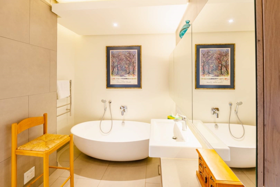 To Let 2 Bedroom Property for Rent in Val De Vie Estate Western Cape